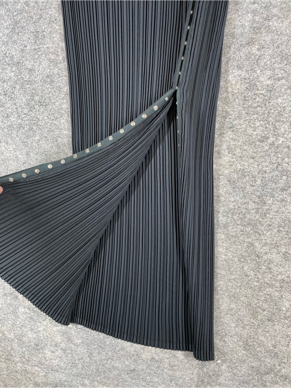 Vintage Lezley George London Black Pleated Maxi Skirt Y2K Minimalist Midi Small - Picture 8 of 15